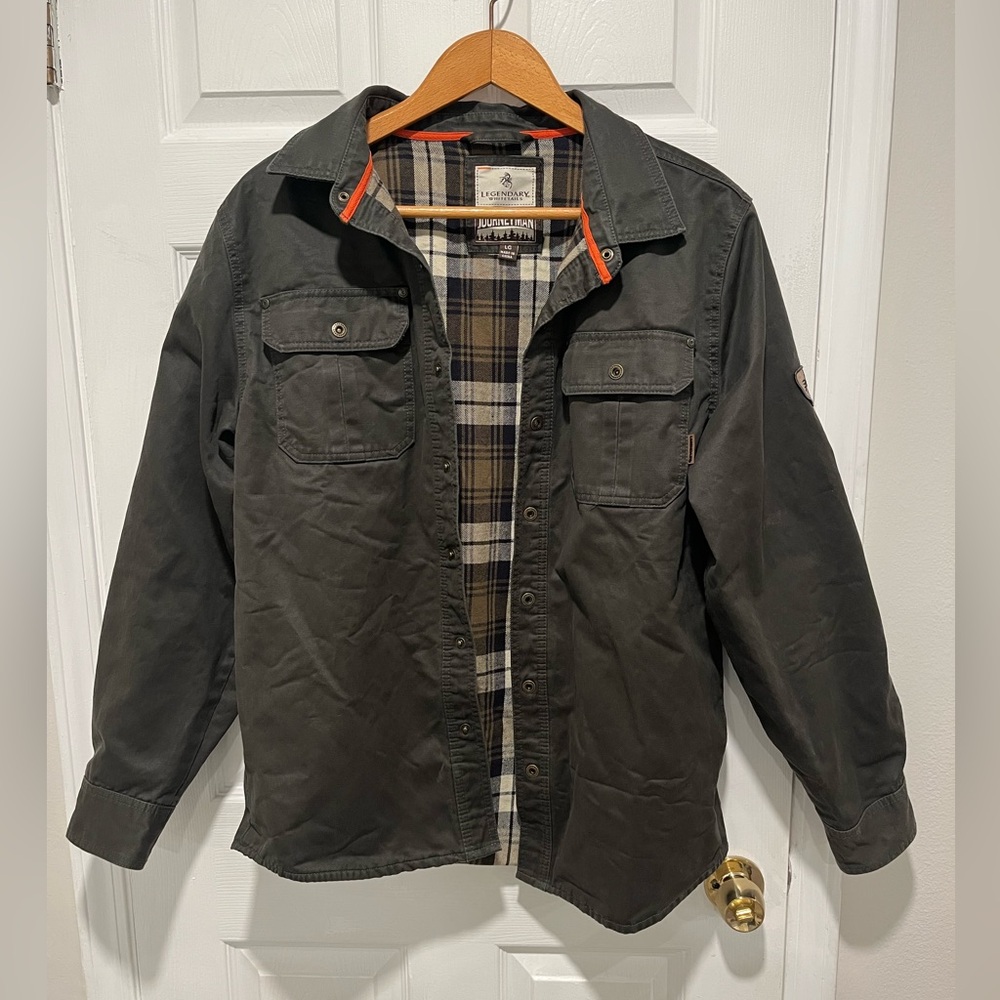 Legendary Whitetails Men's Dark Gray Shirt Jacket